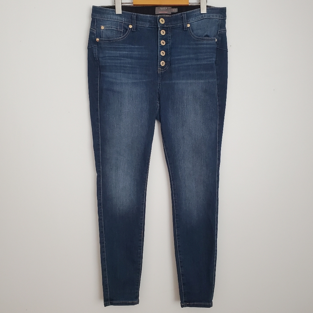 Torrid Bombshell Skinny Jeans Size 14
